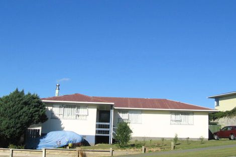 Photo of property in 127 Holborn Drive, Stokes Valley, Lower Hutt, 5019