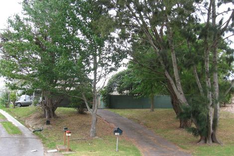 Photo of property in 40 Flaxdale Street, Birkdale, Auckland, 0626