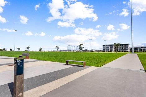 Photo of property in 3/4 Limestone Drive, Hobsonville, Auckland, 0616