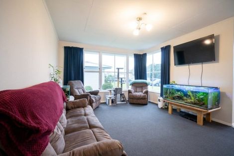 Photo of property in 1 Rutland Place, Milson, Palmerston North, 4414