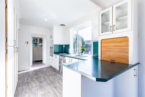 Photo of property in 2 Patea Place, Terrace End, Palmerston North, 4410