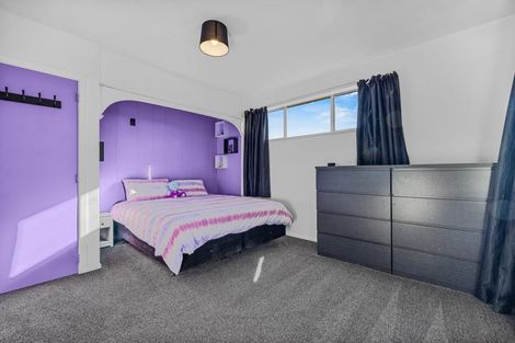 Photo of property in 12 Waratah Street, Avondale, Christchurch, 8061