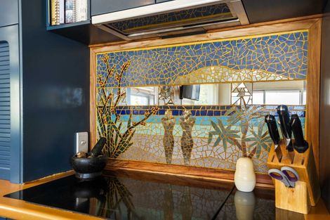 Photo of property in 112 Tangaroa Road, Whangamata, 3620