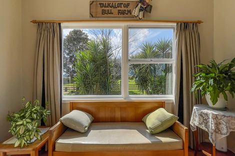 Photo of property in 68 Cadman Road, Dannevirke, 4930