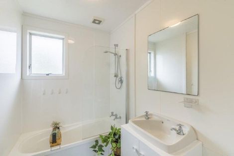 Photo of property in 37 Parakai Street, Paraparaumu, 5032