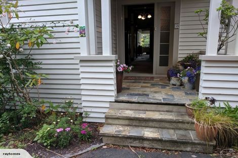 Photo of property in 59 Maritime Terrace, Birkenhead, Auckland, 0626