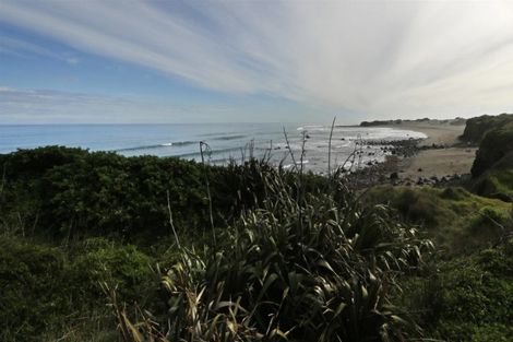 Photo of property in 305 Tai Road, Opunake, 4681