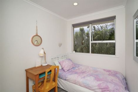 Photo of property in 105 Bay View Road, Moncks Bay, Christchurch, 8081