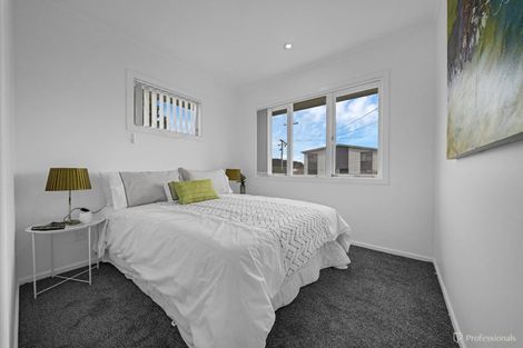 Photo of property in 11 Awatere Street, Clover Park, Auckland, 2023