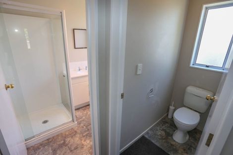 Photo of property in 190a Wainoni Road, Avondale, Christchurch, 8061