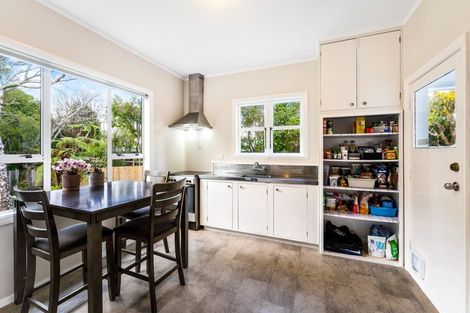 Photo of property in 52 The Drive, Tawa, Wellington, 5028