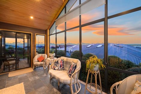 Photo of property in 43 Cannon Hill Crescent, Mount Pleasant, Christchurch, 8081