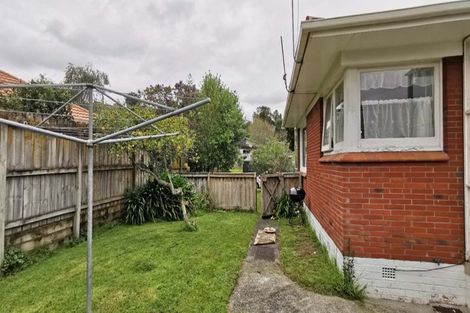 Photo of property in 2/1 Chevis Place, Pakuranga, Auckland, 2010