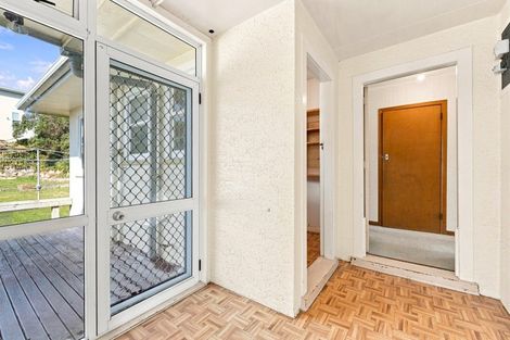 Photo of property in 42 Totara Street, Tawhero, Whanganui, 4501
