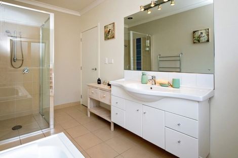 Photo of property in 3 Pinotage Drive, Greenmeadows, Napier, 4112