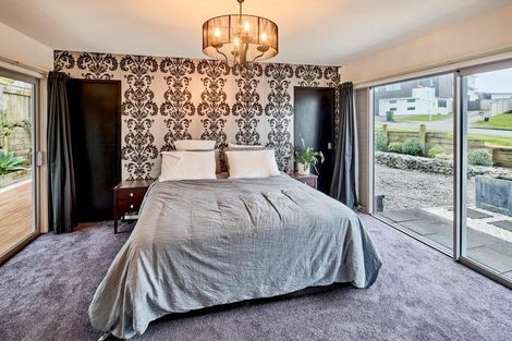 Photo of property in 3 Mo Street, Camborne, Porirua, 5026