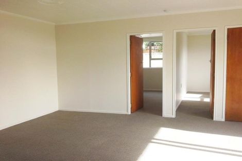 Photo of property in 1/117 Seaview Road, Westown, New Plymouth, 4310