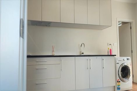 Photo of property in 45 Rathmullen Place, Pinehill, Auckland, 0632