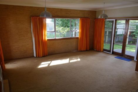 Photo of property in 51 Union Street, Hawera, 4610