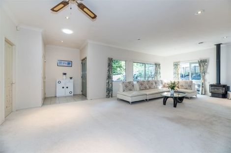 Photo of property in 279c Royal Road, Massey, Auckland, 0614