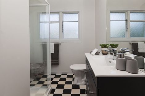 Photo of property in 50 Croziers Road, St Albans, Christchurch, 8052