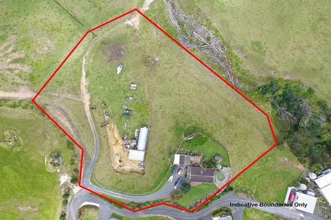 Photo of property in 2 Harrys Lane, Pukenui, 0484