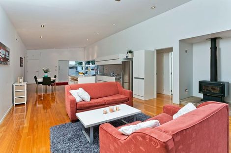 Photo of property in 16c Charmaine Road, Torbay, Auckland, 0630