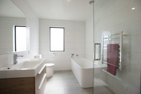 Photo of property in 216 Park Street, Winton, 9720