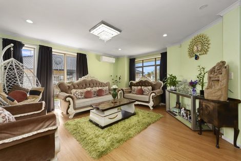 Photo of property in 3 Nobleman Place, Hamilton East, Hamilton, 3216