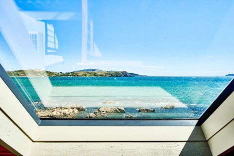 Photo of property in 21 Moana Road, Plimmerton, Porirua, 5026