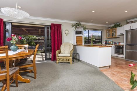 Photo of property in 1 Hoult Crescent, Monaco, Nelson, 7011