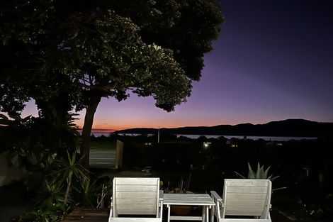 Photo of property in 55 Marine Parade, Paraparaumu Beach, Paraparaumu, 5032