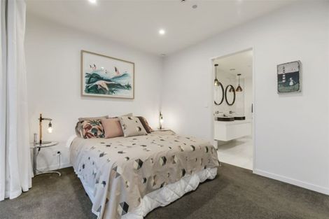 Photo of property in Sugar Lane Apartments, 11/31 Rawene Road, Birkenhead, Auckland, 0626