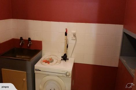 Photo of property in 2/35 Seabrook Avenue, New Lynn, Auckland, 0600