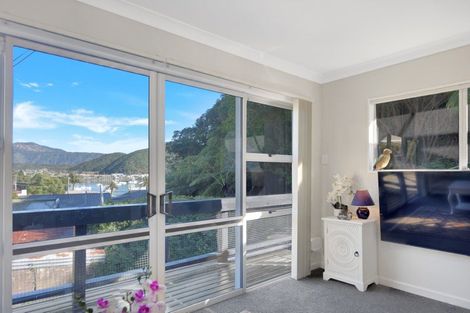 Photo of property in 12 Arthur Crescent, Waikawa, Picton, 7220