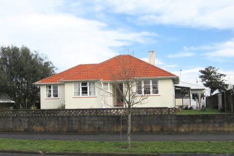 Photo of property in 1 Ross Crescent, Fairfield, Hamilton, 3214