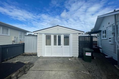 Photo of property in 11b Inver Street, Glen Eden, Auckland, 0602