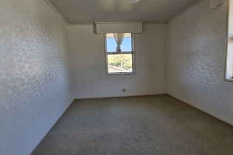 Photo of property in 34 Hamblyn Street, Strandon, New Plymouth, 4312