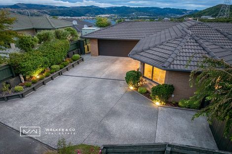 Photo of property in 65 Percy Kinsman Crescent, Riverstone Terraces, Upper Hutt, 5018