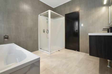 Photo of property in 90 Kawaha Point Road, Kawaha Point, Rotorua, 3010