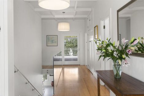 Photo of property in 11 Beresford Street, Bayswater, Auckland, 0622