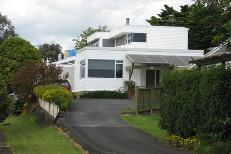 Photo of property in 2/3 Scott Avenue, Mangere Bridge, Auckland, 2022