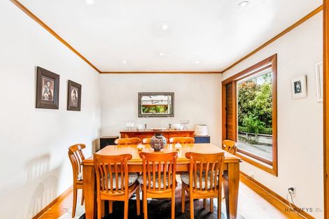 Photo of property in 91 Avonleigh Road, Green Bay, Auckland, 0604