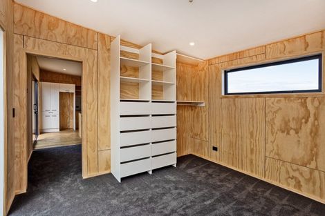 Photo of property in 22 Glenda Place, Seaward Bush, Invercargill, 9812