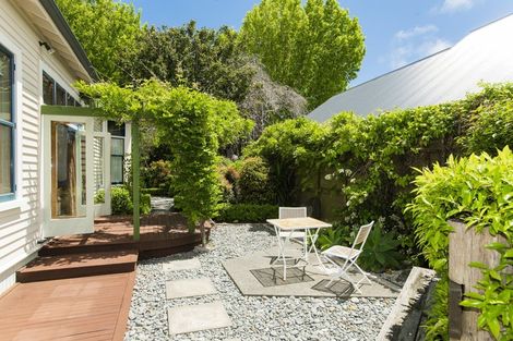 Photo of property in 27 Stout Street, Whataupoko, Gisborne, 4010