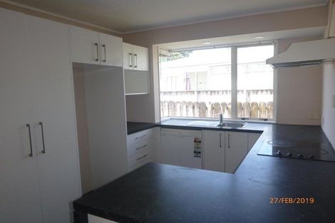 Photo of property in 3/56 Flanshaw Road, Te Atatu South, Auckland, 0610