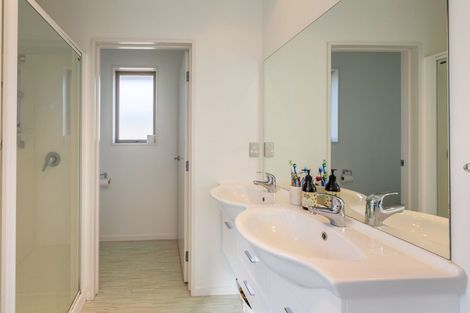 Photo of property in 12 Cameron Crescent, Rolleston, 7614