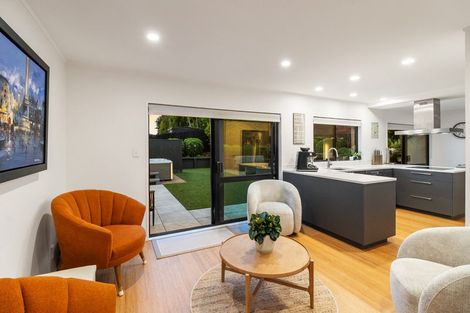 Photo of property in 47 Palmyra Way, Half Moon Bay, Auckland, 2012