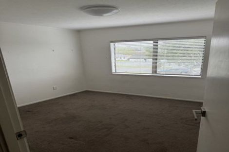 Photo of property in 19 Crosby Road, West Harbour, Auckland, 0618