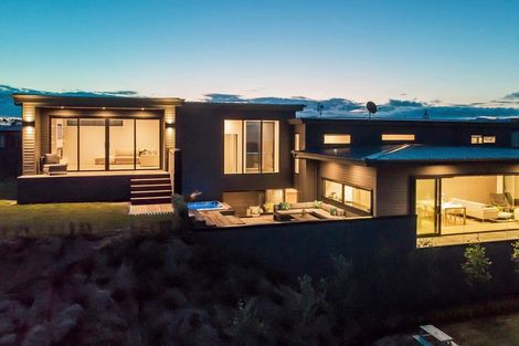 Photo of property in 6 Taiawa Place, Omaha, 0986